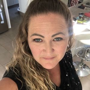 Meet your Posher, Alisha